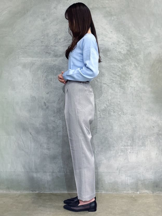 misaさんの「THE SHOP TK｜【S-XLサイズ/上品見えが叶う】Vネックニット/洗濯機OK」を使ったコーディネート
