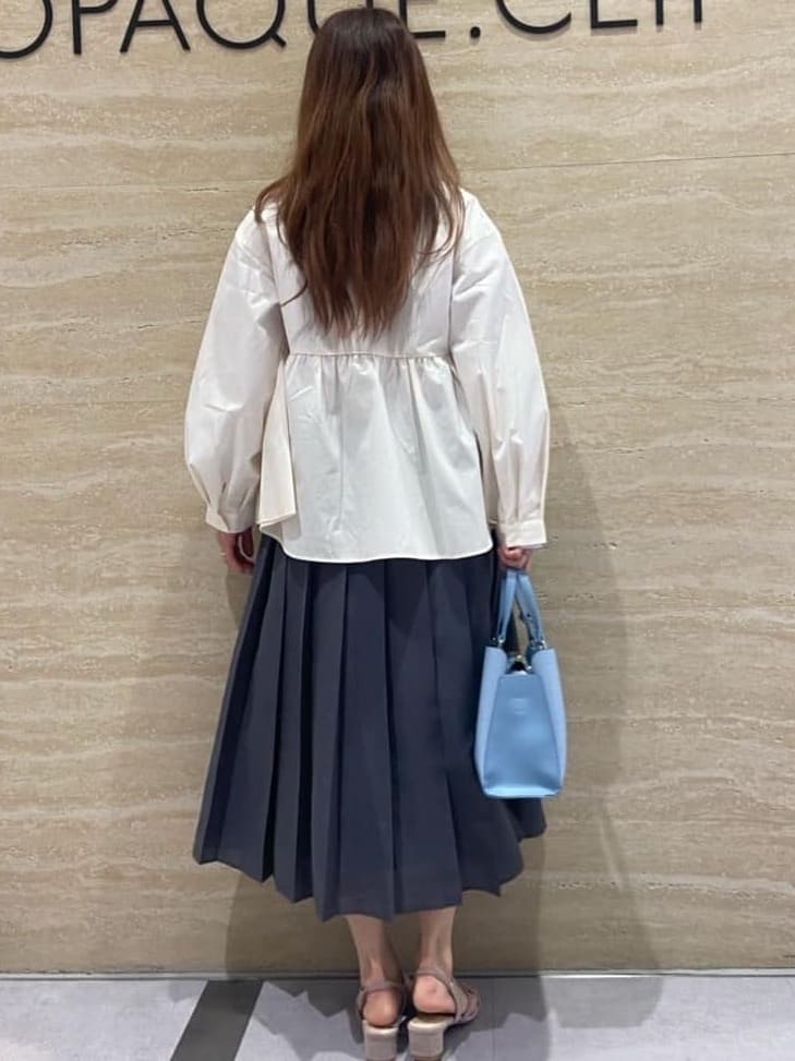 みやさんの「OPAQUE.CLIP｜撥水ノーカラーペプラムブルゾン【洗濯機OK／抗ピル】」を使ったコーディネート