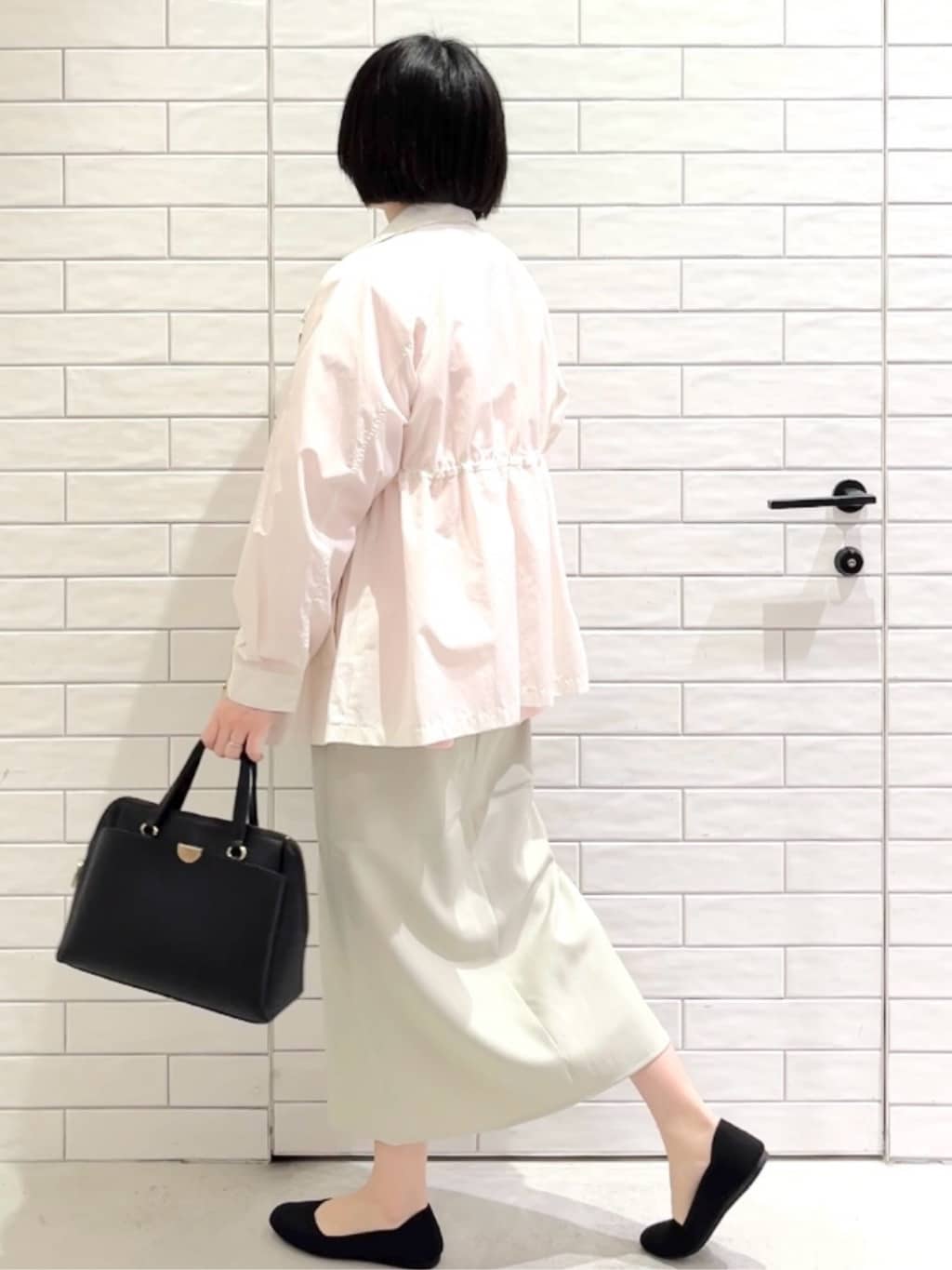 しおりさんの「OPAQUE.CLIP｜撥水スタンドZIPブルゾン【洗濯機OK／UVケア／花粉対応】」を使ったコーディネート
