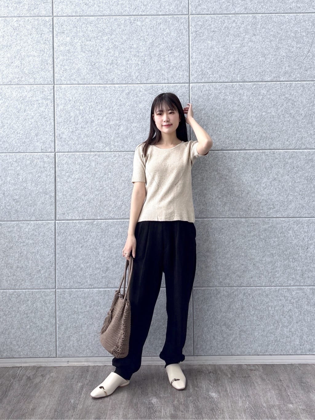 Renoさんの「INDIVI｜【セットアップ可能】リネンミックスジョグパン」を使ったコーディネート