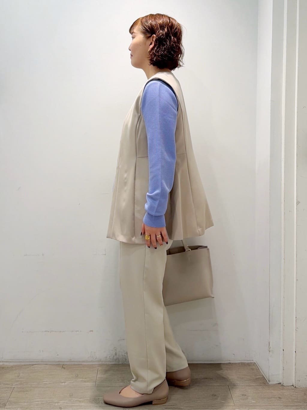 sumicaさんの「OPAQUE.CLIP｜ペプラムジレ／セットアップ対応可【洗濯機OK】」を使ったコーディネート