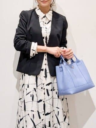 machiさんの「OPAQUE.CLIP｜《通勤／セットアップ対応》 パイピングVネックジャケット【洗濯機OK】」を使ったコーディネート