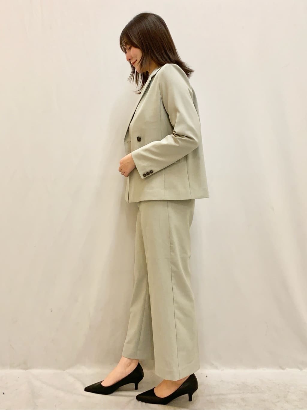 kasumiさんの「index｜ダブルブレストジャケット／セットアップ対応可【洗える／接触冷感／吸水速乾／防シワ／ストレッチ】」を使ったコーディネート