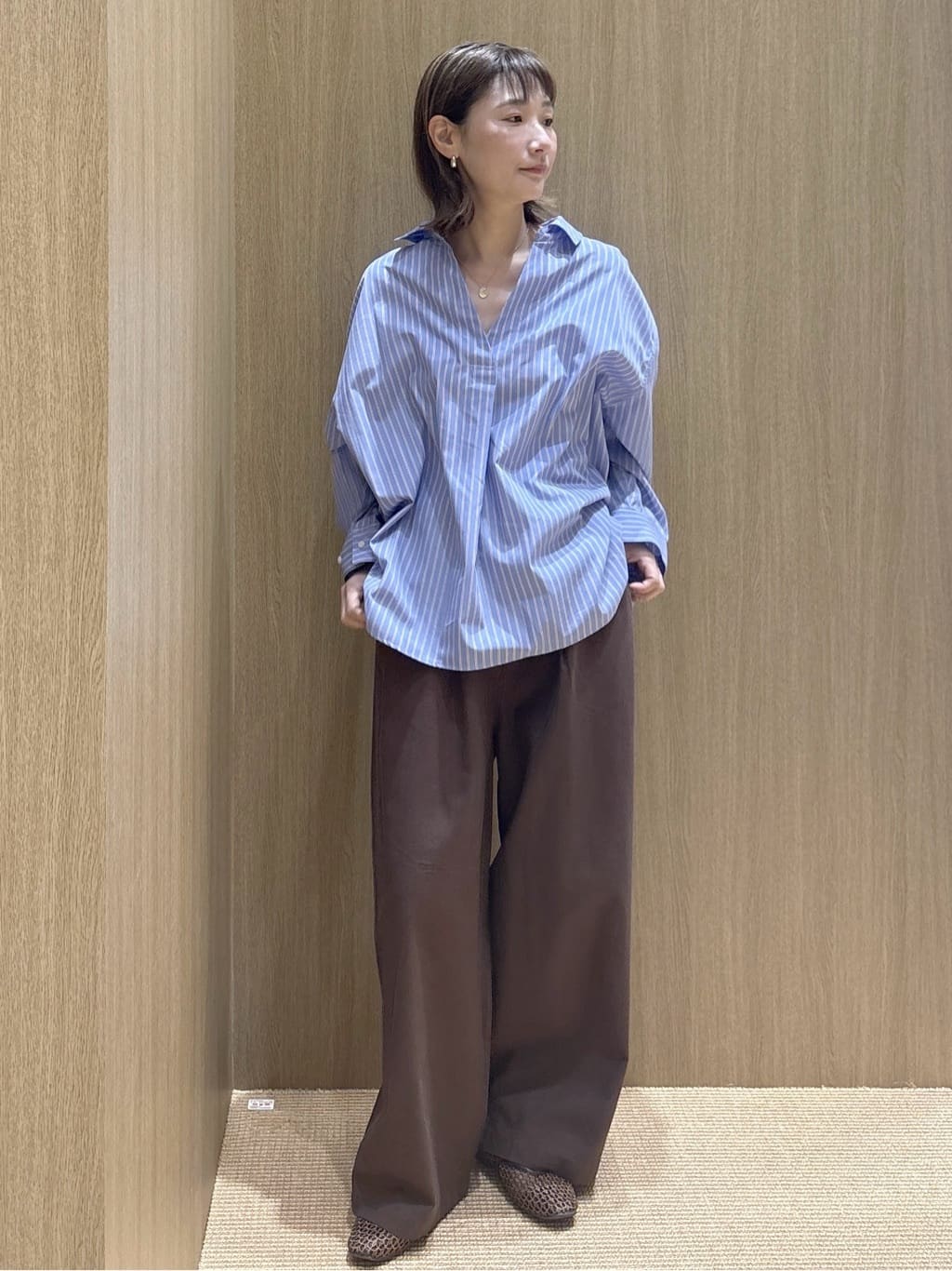 たけねぇさんの「OPAQUE.CLIP｜バレルレッグイージーパンツ【洗濯機OK】」を使ったコーディネート