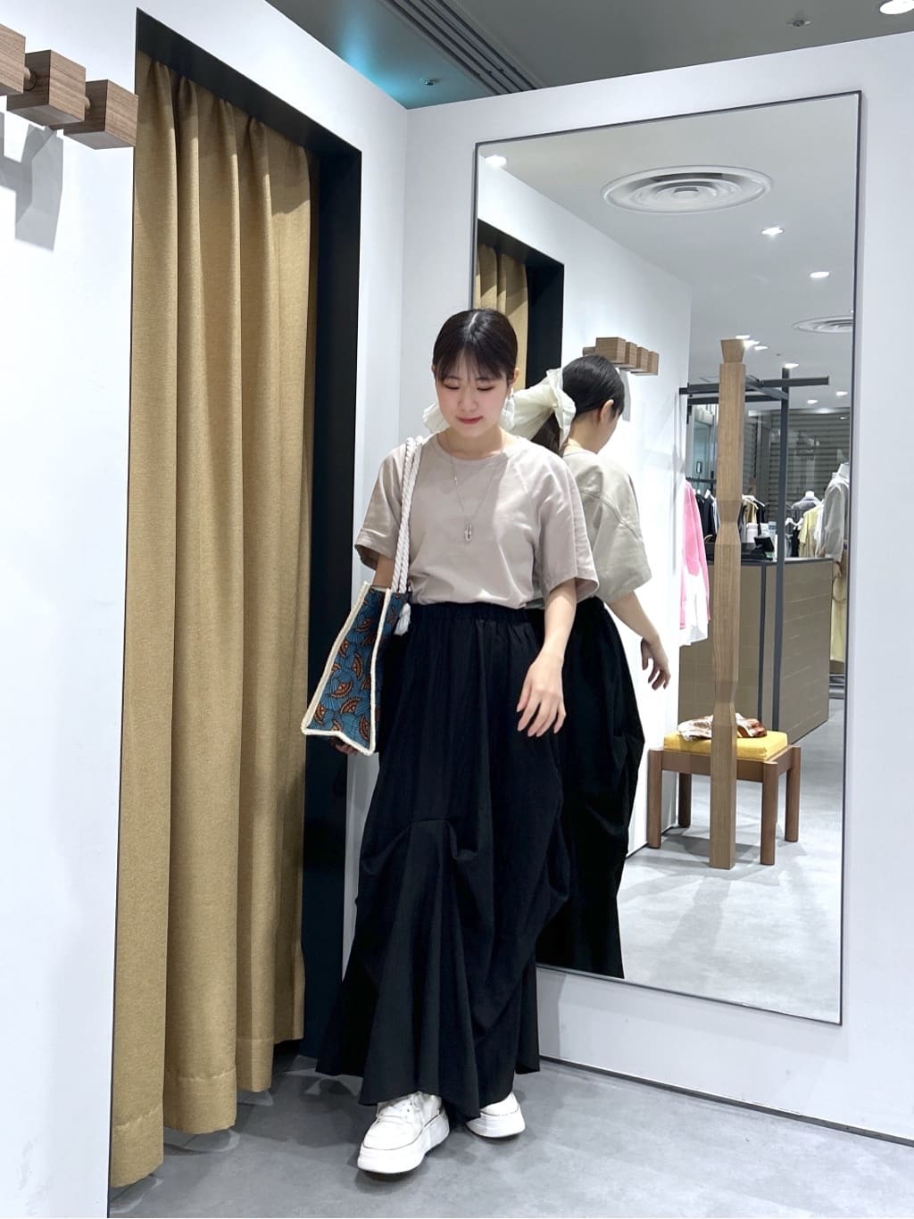 Renoさんの「INDIVI｜【UVカット】ラグランフォルムカットソー」を使ったコーディネート