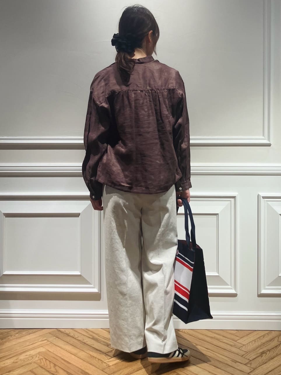 TSUKUIさんの「DRESSTERIOR｜【2WAY/羽織にも】ウォッシャブルリネン ドロストシャツ」を使ったコーディネート