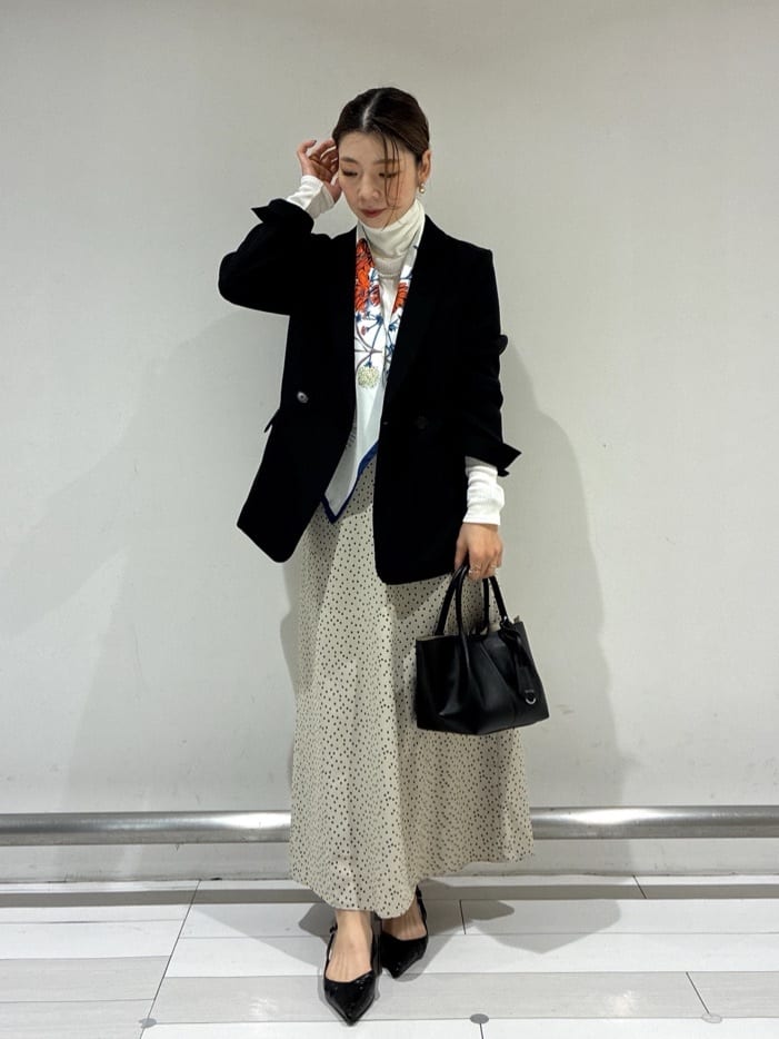 Rinさんの「UNTITLED｜◆【洗える/ストレッチ性】ダブルブレストジャケット」を使ったコーディネート