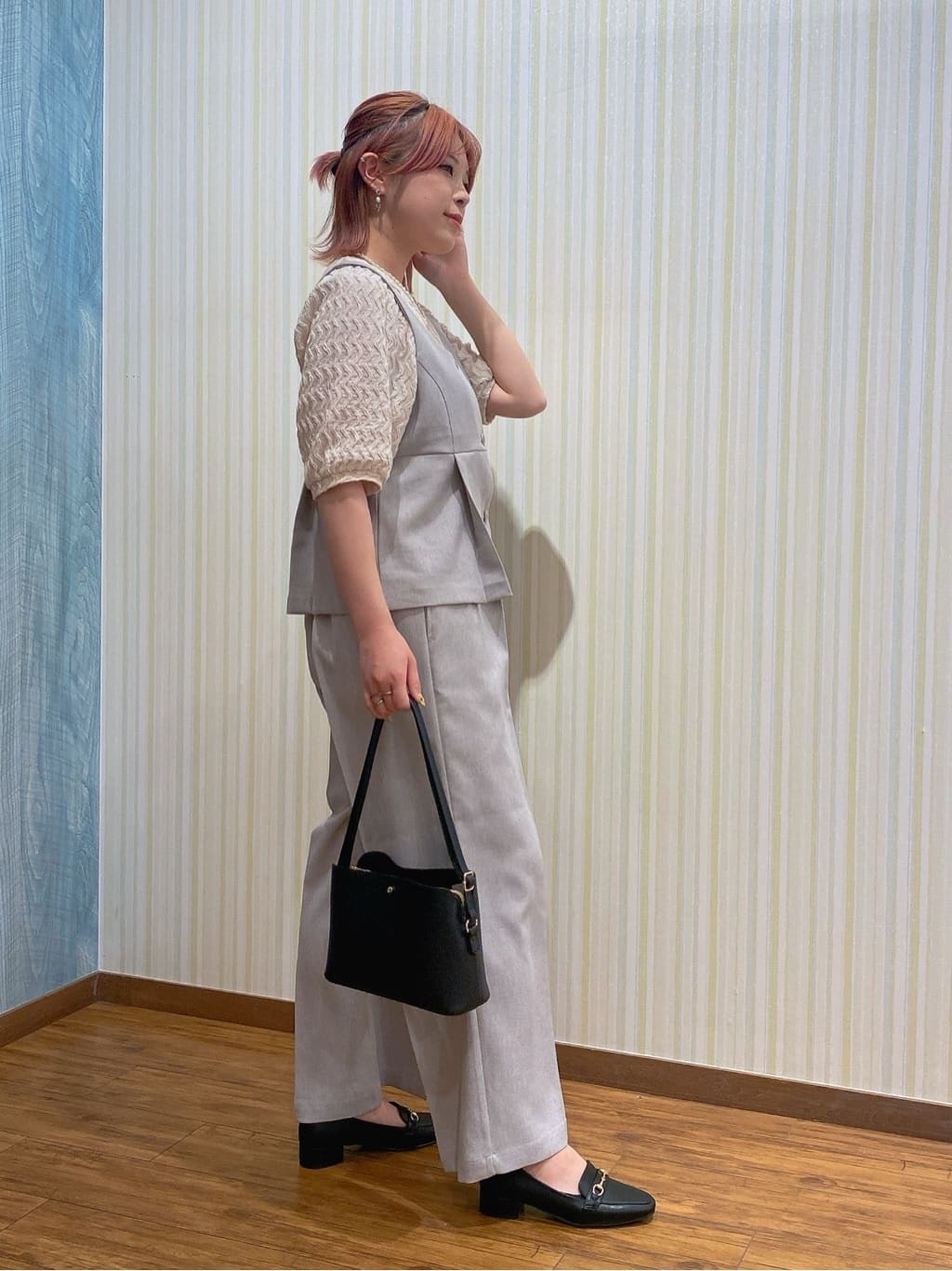 ayaさんの「SHOO･LA･RUE｜【2点セット/S-LL】着回し力も抜群 着るだけで決まる大人上品セットアップ」を使ったコーディネート