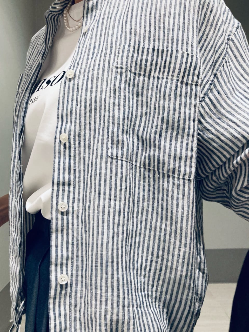 Furuさんの「DRESSTERIOR｜【接触冷感／抗菌防臭／消臭】アイスクリアコットン Bonsoir ロゴTシャツ」を使ったコーディネート
