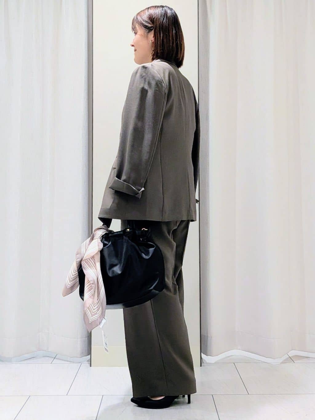 Onumaさんの「UNTITLED｜【新色追加/セットアップ可】エアリー ダブルブレストジャケット」を使ったコーディネート