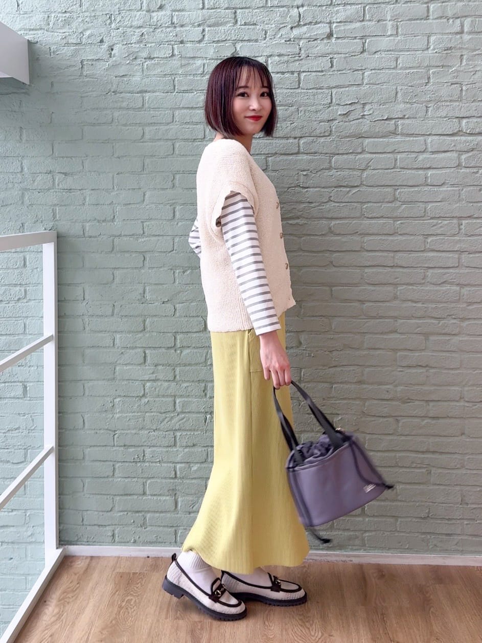 𝐜𝐡𝐢𝐤𝐚さんの「SHOO･LA･RUE｜メッシュローファー」を使ったコーディネート