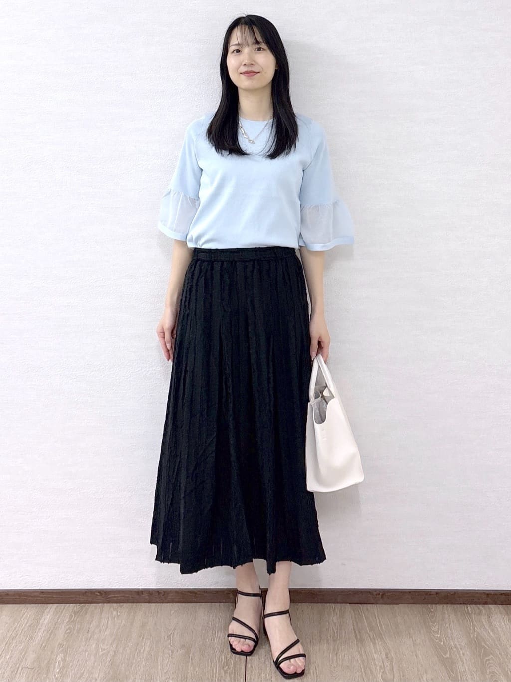 sachikoさんの「OPAQUE.CLIP｜フリンジジャカード タックフレアスカート【洗濯機OK】」を使ったコーディネート