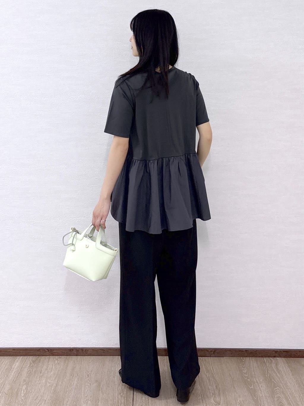 sachikoさんの「OPAQUE.CLIP｜ペプラムドッキングカットソー【洗濯機OK】」を使ったコーディネート