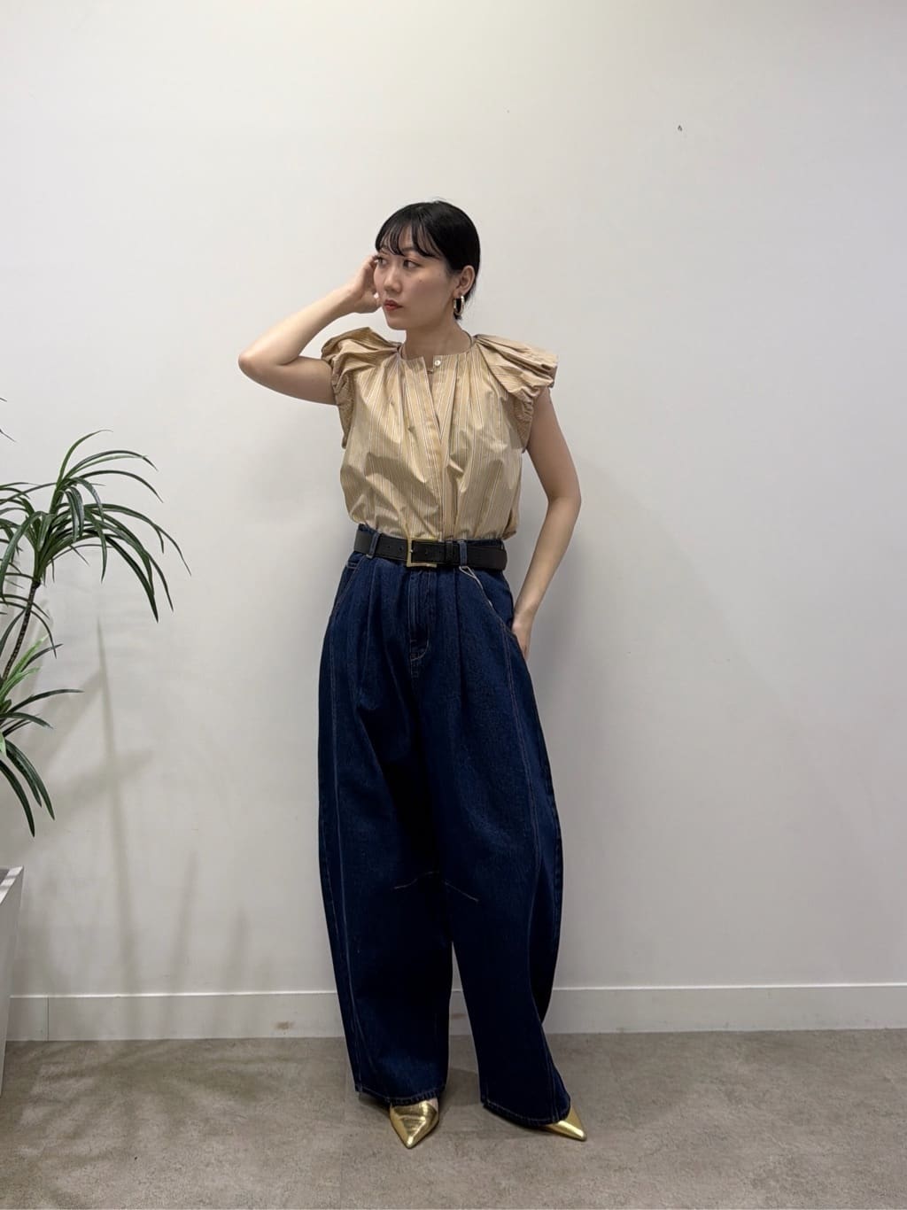 rinaさんの「INDIVI｜ボックスデニムジャケット」を使ったコーディネート