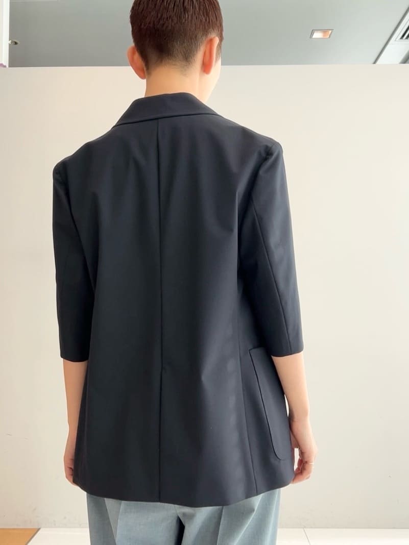 OCHIAIさんの「DRESSTERIOR｜【接触冷感/セットアップ可】 2WAYストレッチスリークオータージャケット」を使ったコーディネート