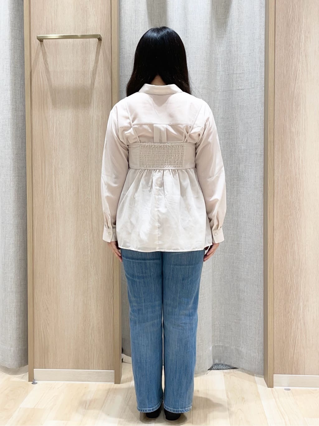 Aikoさんの「grove｜【2点SET】今どきシアーシャツ＆キャミセット」を使ったコーディネート