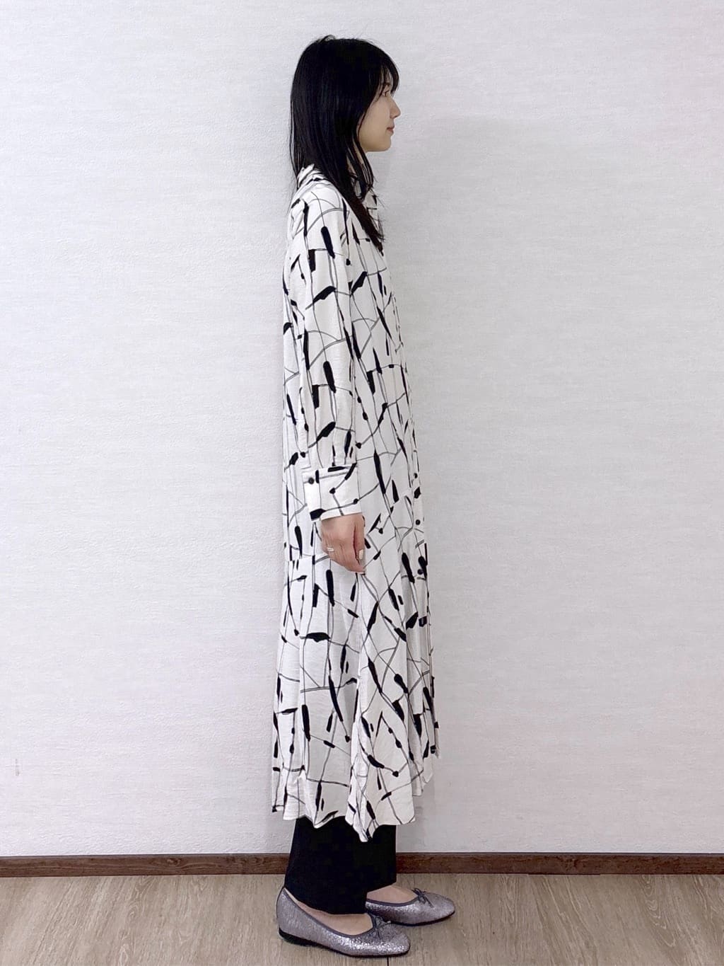 sachikoさんの「OPAQUE.CLIP｜ジオメトリックプリントシャツワンピース」を使ったコーディネート