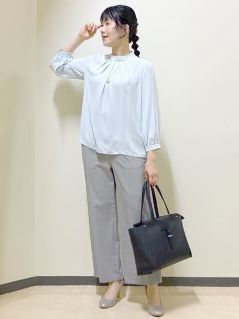  beni_gingerさんの「Reflect｜タックスタンドカラーブラウス」を使ったコーディネート