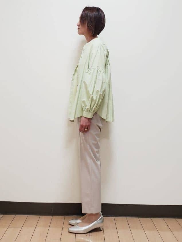 yuuさんの「Reflect｜【レイヤードにおすすめ◎】バンドカラーボリュームスリーブシャツ」を使ったコーディネート