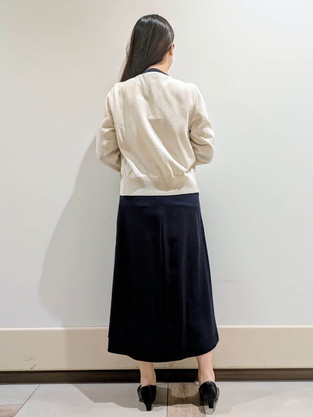 imamiさんの「Reflect｜【アンサンブル可】バイカラーカーディガン」を使ったコーディネート
