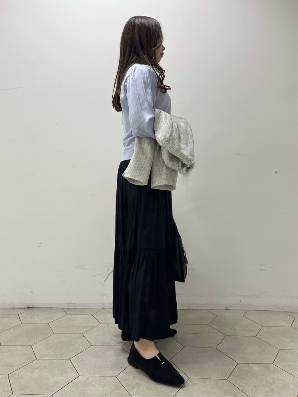 kahoさんの「INDIVI｜【合皮／ミドルサイズ】春カラーフォルムバッグ」を使ったコーディネート