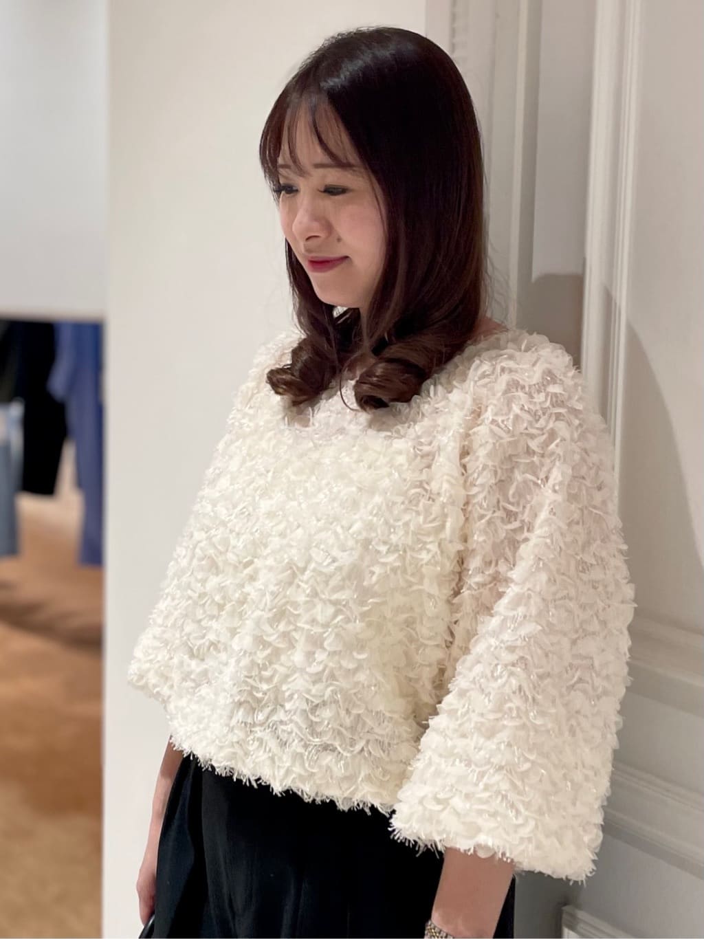 minowaさんの「DRESSTERIOR｜provoke（プロヴォーク）【別注】 フワラーモチーフブラウス」を使ったコーディネート