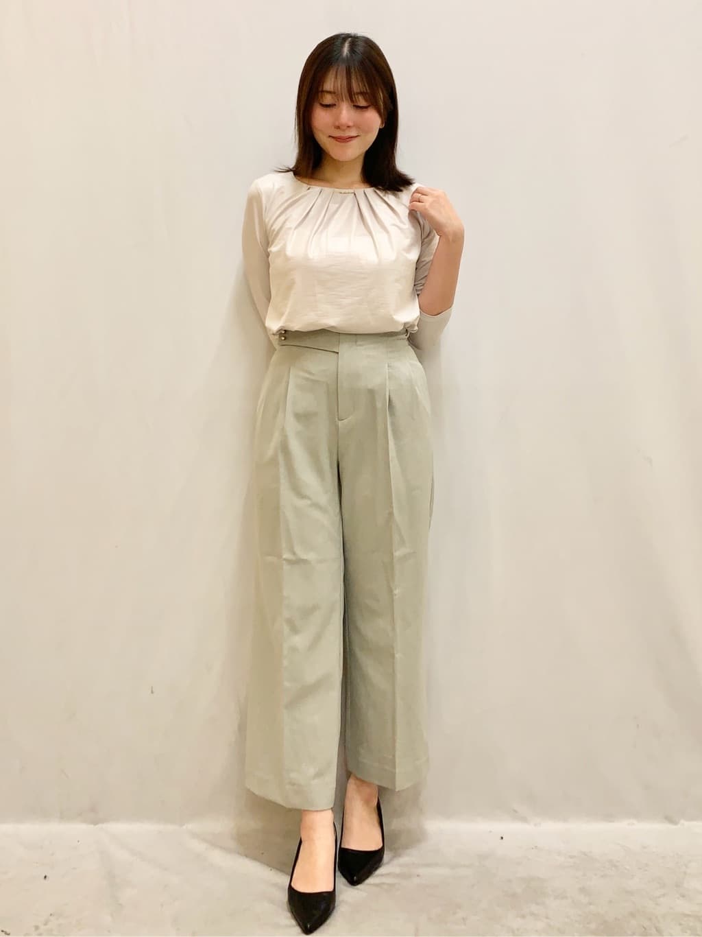 kasumiさんの「index｜タックビジュー7分袖トップス【洗濯機可】」を使ったコーディネート