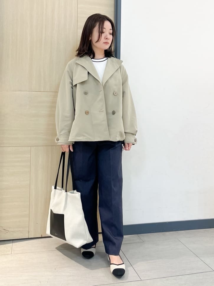 YOさんの「grove｜【撥水／シルエット2WAY】軽やかミドルトレンチコート」を使ったコーディネート