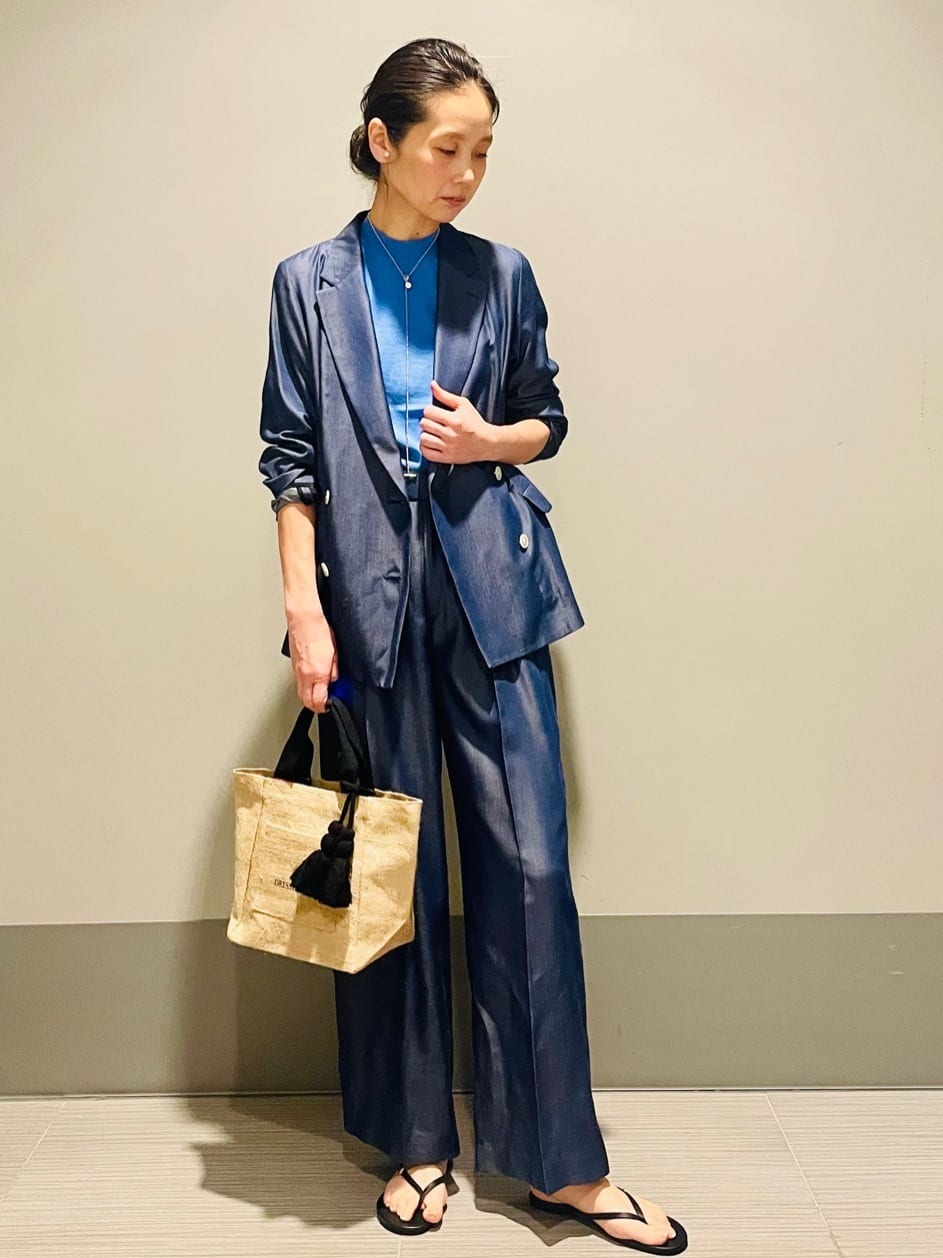 Annさんの「DRESSTERIOR｜【otonaMUSE5月号掲載/セットアップ可】テンセルデニムダブルジャケット」を使ったコーディネート