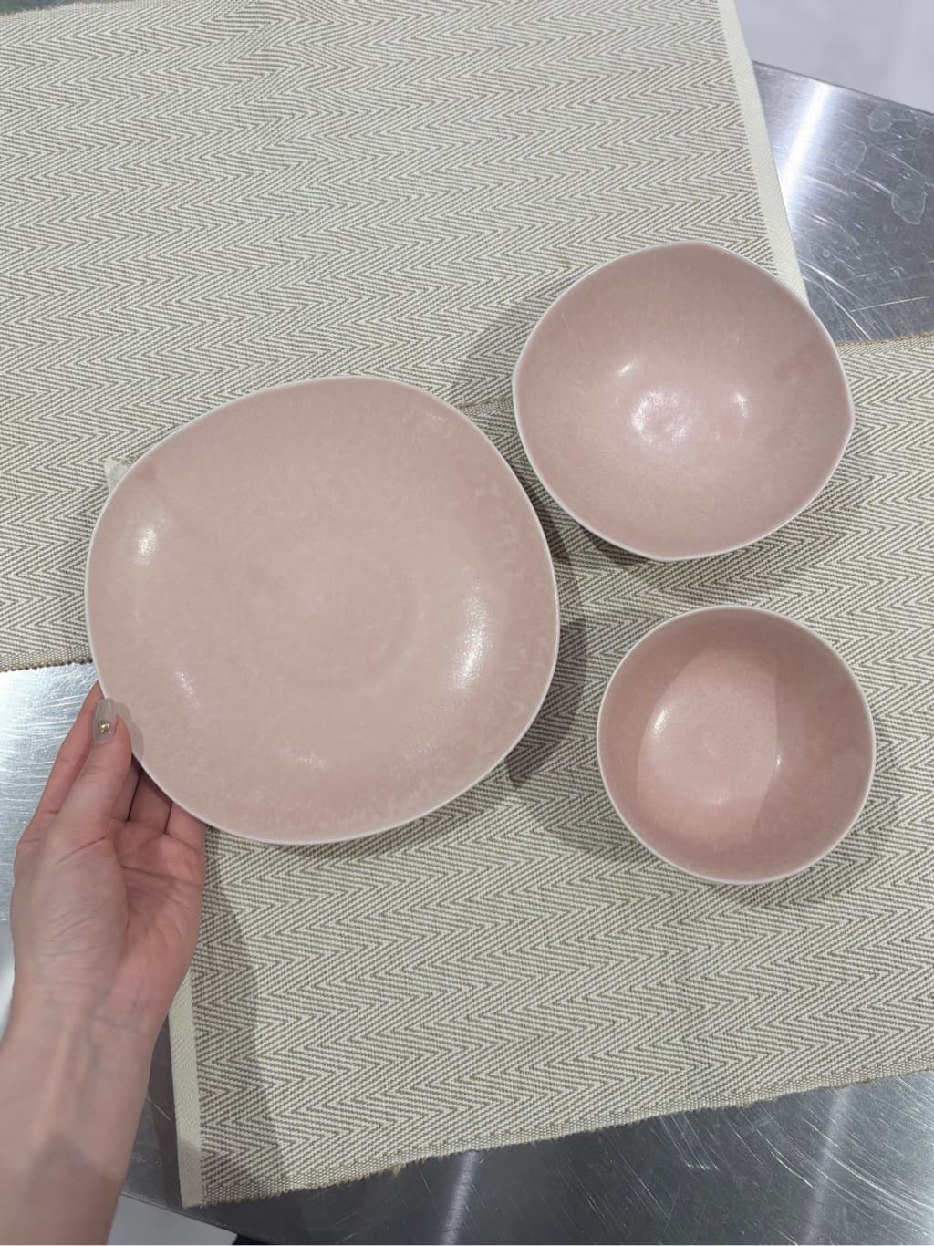 muuさんの「212 KITCHEN STORE｜四方マット飯茶碗 PK」を使ったコーディネート
