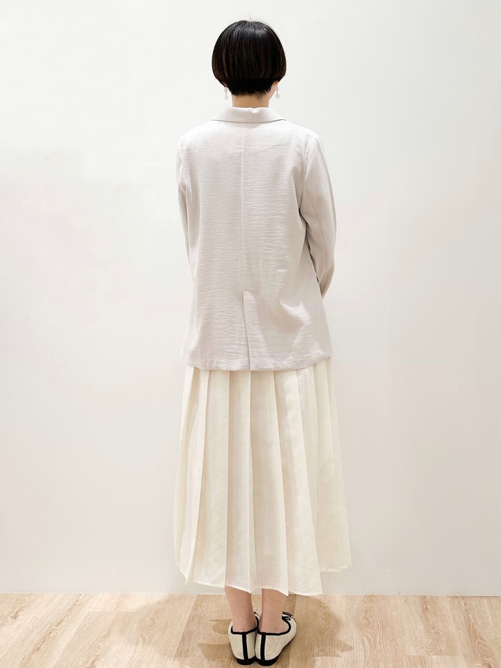 yurieさんの「OPAQUE.CLIP｜配色レイヤードロングスリーブTシャツ【洗える】」を使ったコーディネート