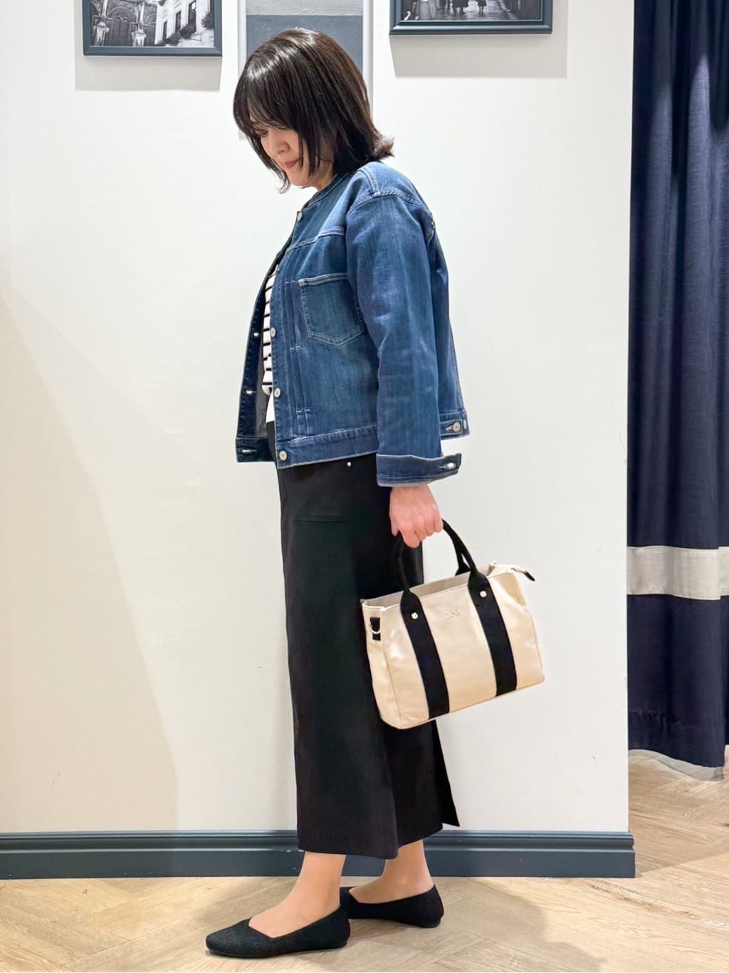 Lilyさんの「grove｜【貴島明日香さん着用】ハイパーストレッチナロースカート」を使ったコーディネート
