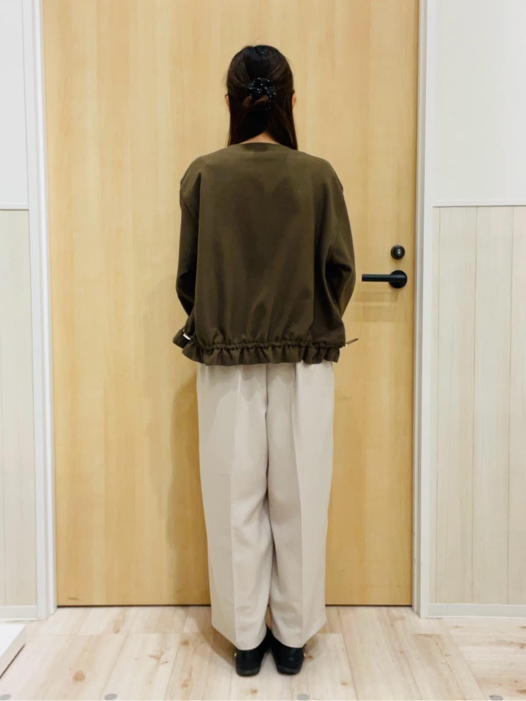 minamiさんの「SHOO･LA･RUE｜スカーフ付きショルダーバッグ」を使ったコーディネート