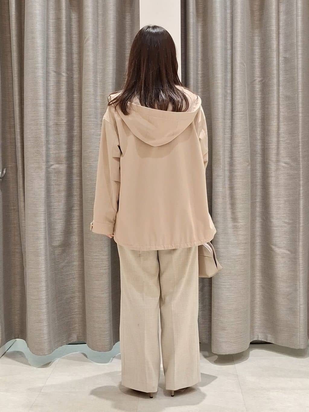 YuKaRiさんの「UNTITLED｜◆【シアー】ストレッチレースカーディガン」を使ったコーディネート