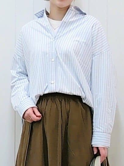 itoさんの「Dessin｜【洗える】シャツテールロングTシャツ」を使ったコーディネート