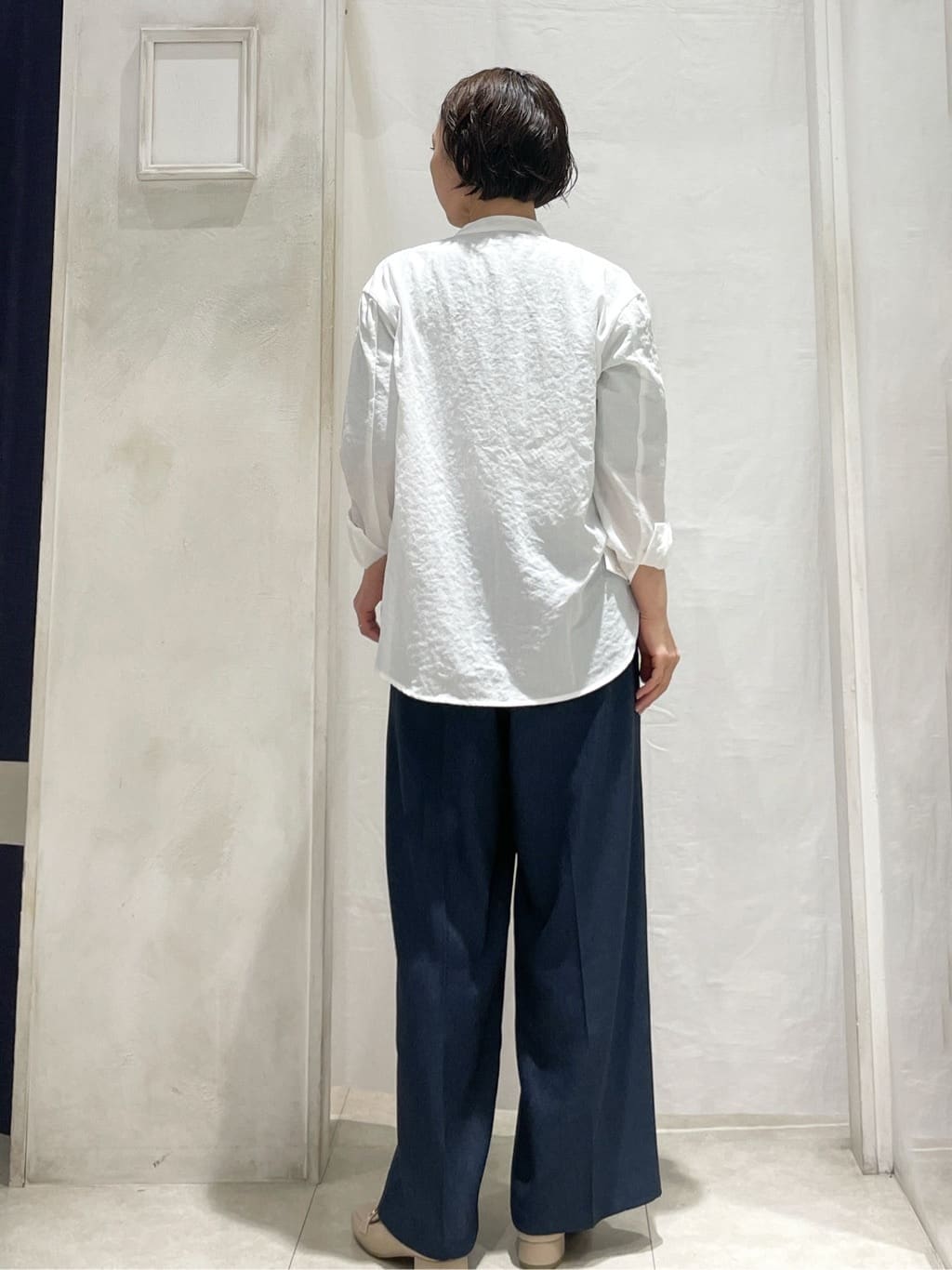 hiroさんの「grove｜【貴島明日香さん着用】お仕事も普段も。今どきワークシャツブラウス」を使ったコーディネート