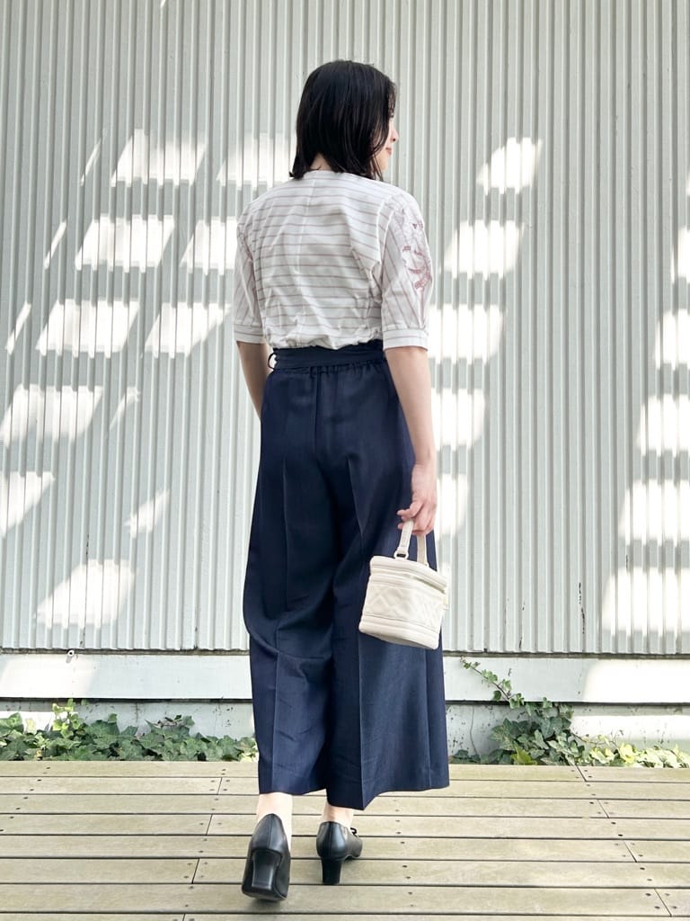 shinoさんの「Couture brooch｜【撥水・洗える】愛されマンパ」を使ったコーディネート