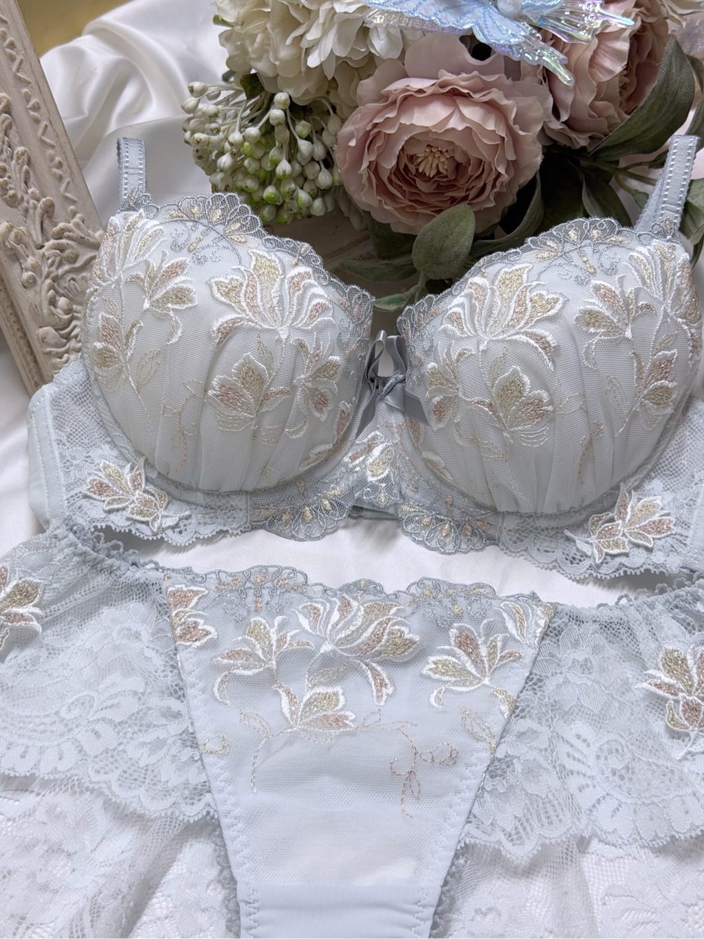 cocoさんの「Risa Magli｜リーゼル ブラジャー (D-F) ＜Side Shape（サイドシェイプ）＞」を使ったコーディネート