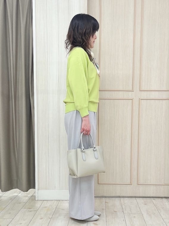 kaneさんの「SHOO･LA･RUE｜【洗濯機可/S-LL】さらりと軽やか インせず着られる すっきり見えドルマンニット」を使ったコーディネート