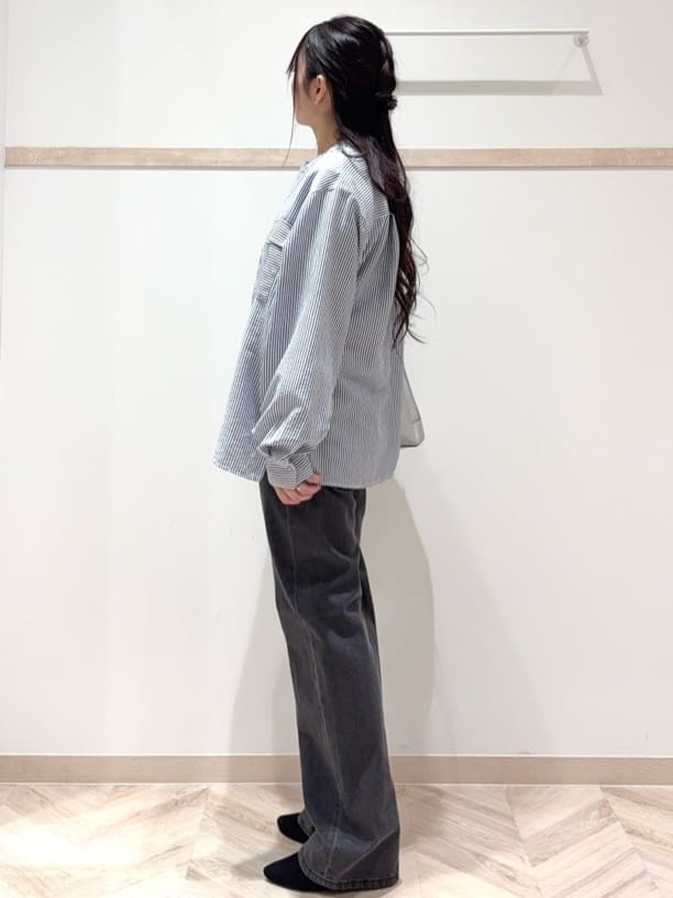 nanaさんの「SHOO･LA･RUE｜【S-LL】レイヤードスタイルに チュール切替ロンT」を使ったコーディネート