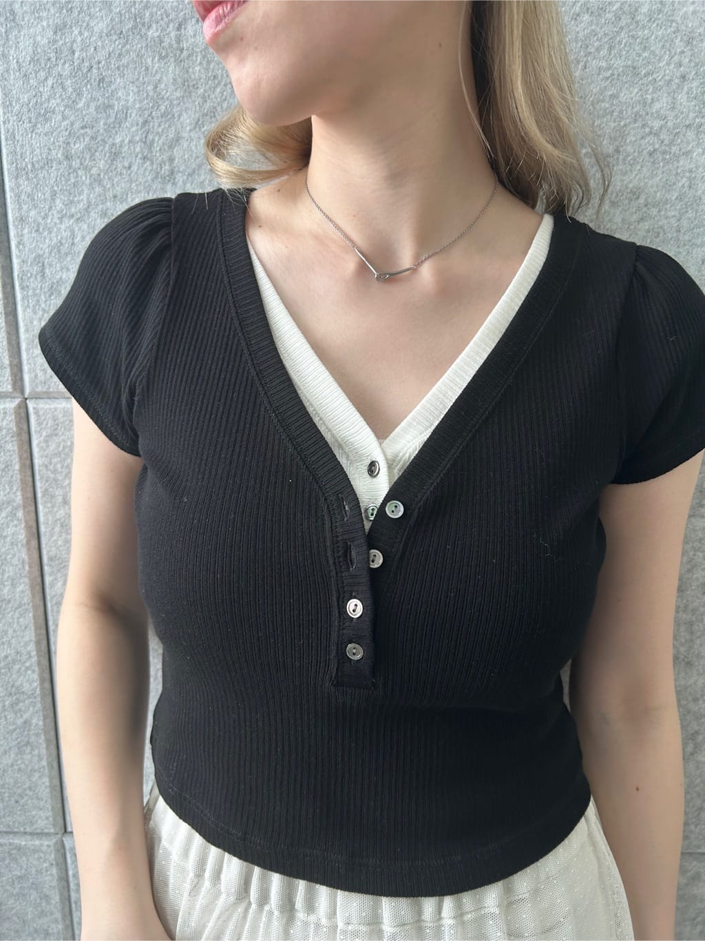 honoka Aさんの「CODE A｜M everyday rib button tee」を使ったコーディネート