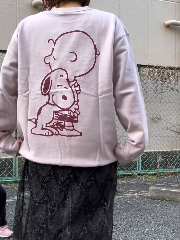 ga_riさんの「THE SHOP TK｜PEANUTS ／ ピーナッツ スヌーピー ミニ裏毛スウェット」を使ったコーディネート