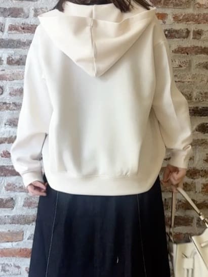 tokiさんの「THE SHOP TK｜ダンボールジップパーカ」を使ったコーディネート