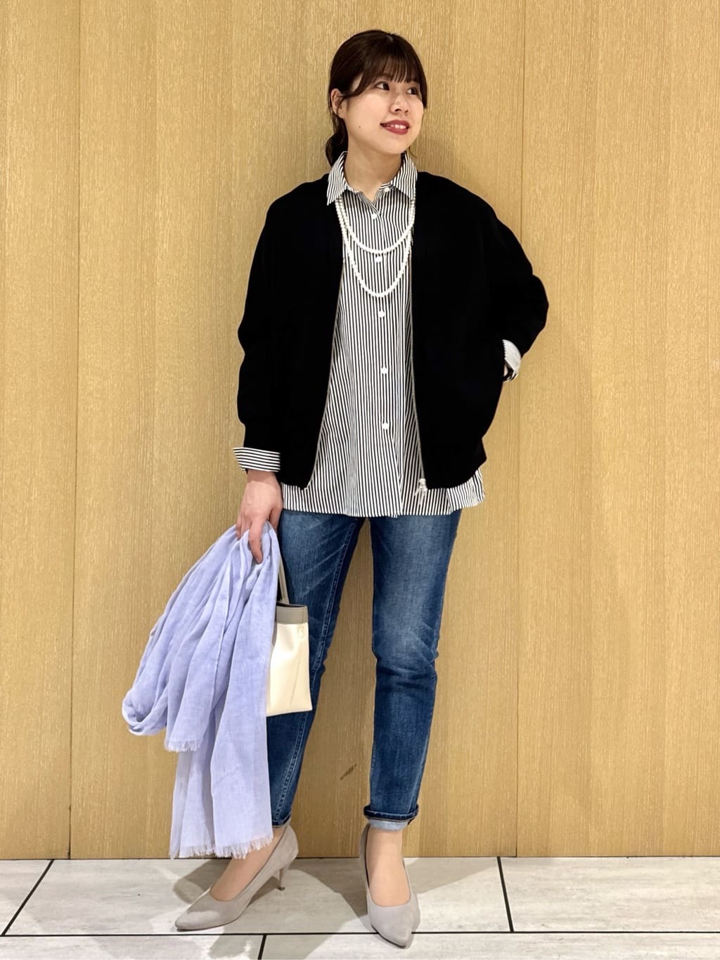 nanaさんの「UNTITLED｜【Healthy DENIM&times;UNTITLED】別注 R Mrytle（リマートル）テーパードデニム」を使ったコーディネート