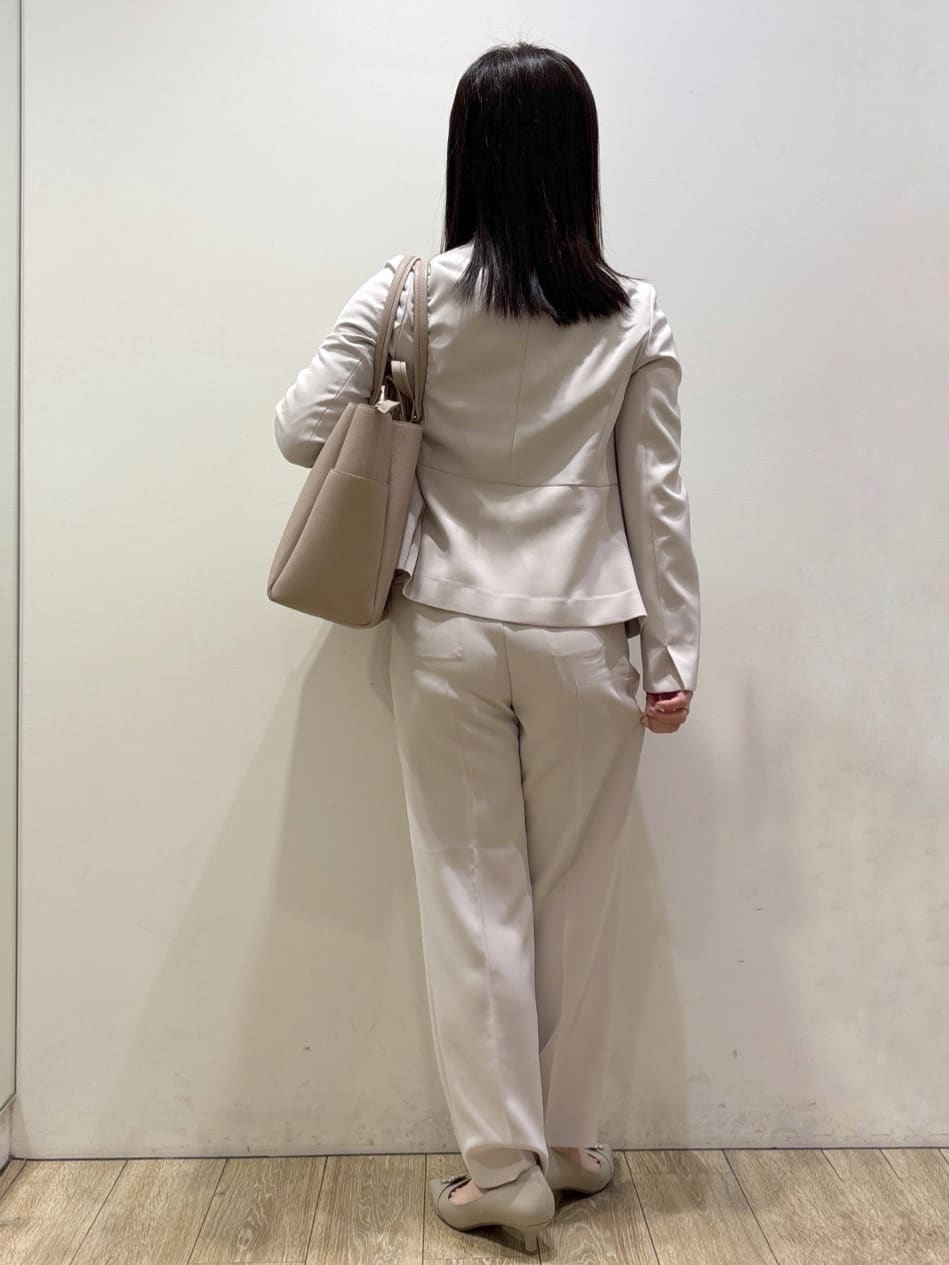 mameさんの「index｜撥水トレンチコート【洗濯機OK／花粉対応】《XS～3L》」を使ったコーディネート