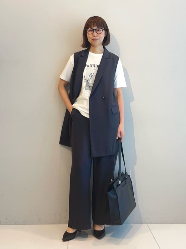 murayamaさんの「INDIVI｜【接触冷感／透湿／着る日傘】颯爽ジレジャケット」を使ったコーディネート