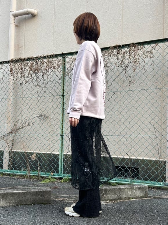 ga_riさんの「THE SHOP TK｜PEANUTS ／ ピーナッツ スヌーピー ミニ裏毛スウェット」を使ったコーディネート