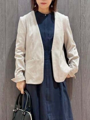 meiさんの「SHOO･LA･RUE｜【洗濯機可/UV/SS-3L】すっきり好印象 ノーカラージャケット」を使ったコーディネート