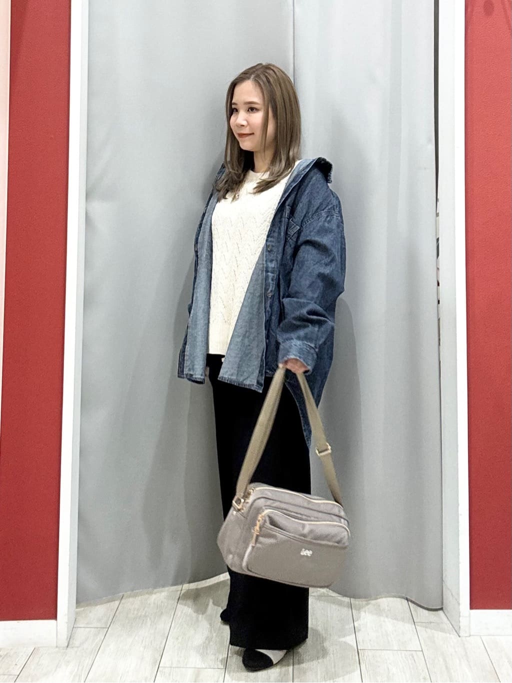shioさんの「SHOO･LA･RUE｜【2点セット/洗濯機可/S-LL】透かし編みで涼やか 大人のドルマンニット」を使ったコーディネート