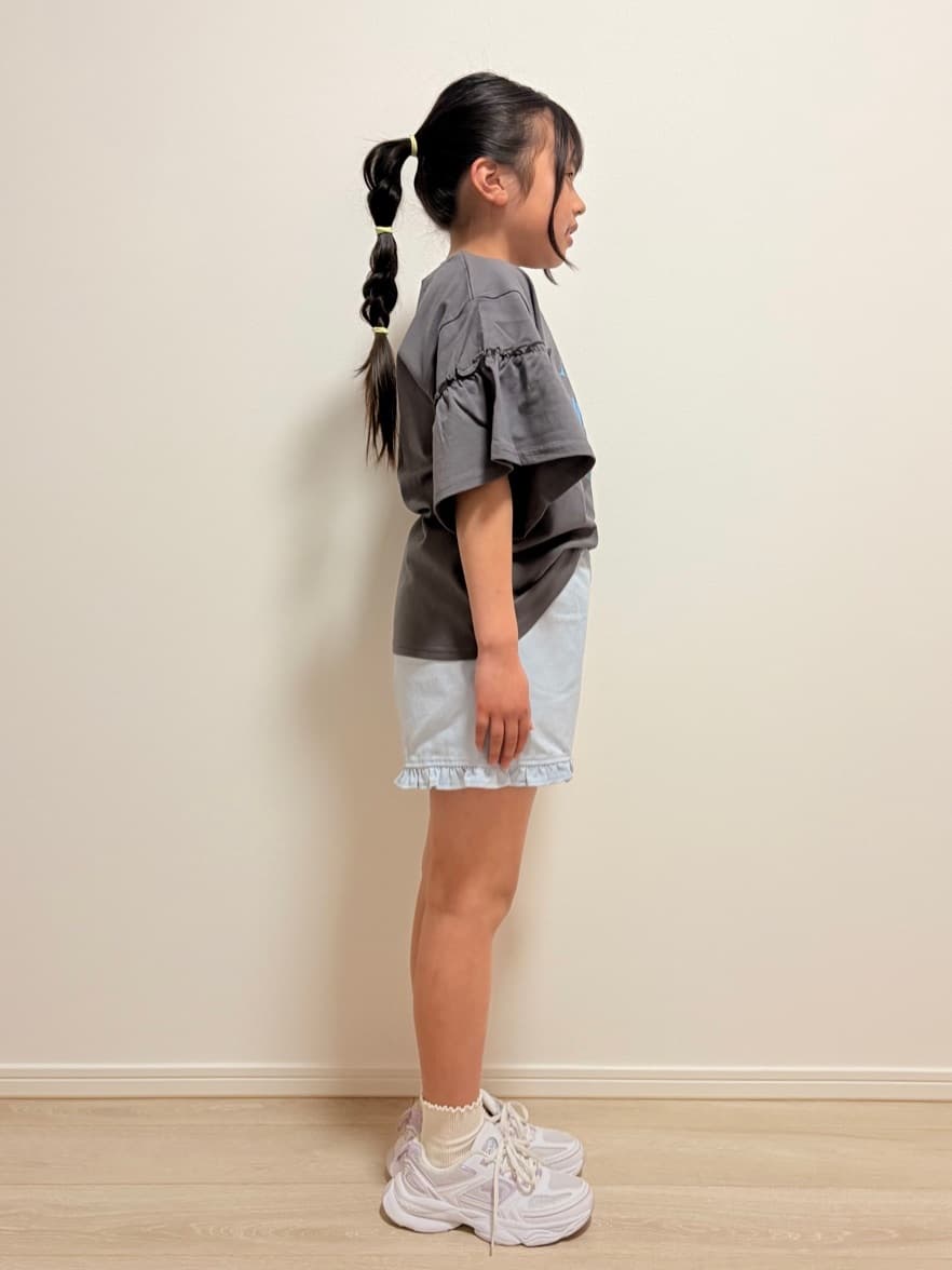 YUMIさんの「SHOO･LA･RUE｜【100-150cm/洗濯機可】フリルショートパンツ」を使ったコーディネート
